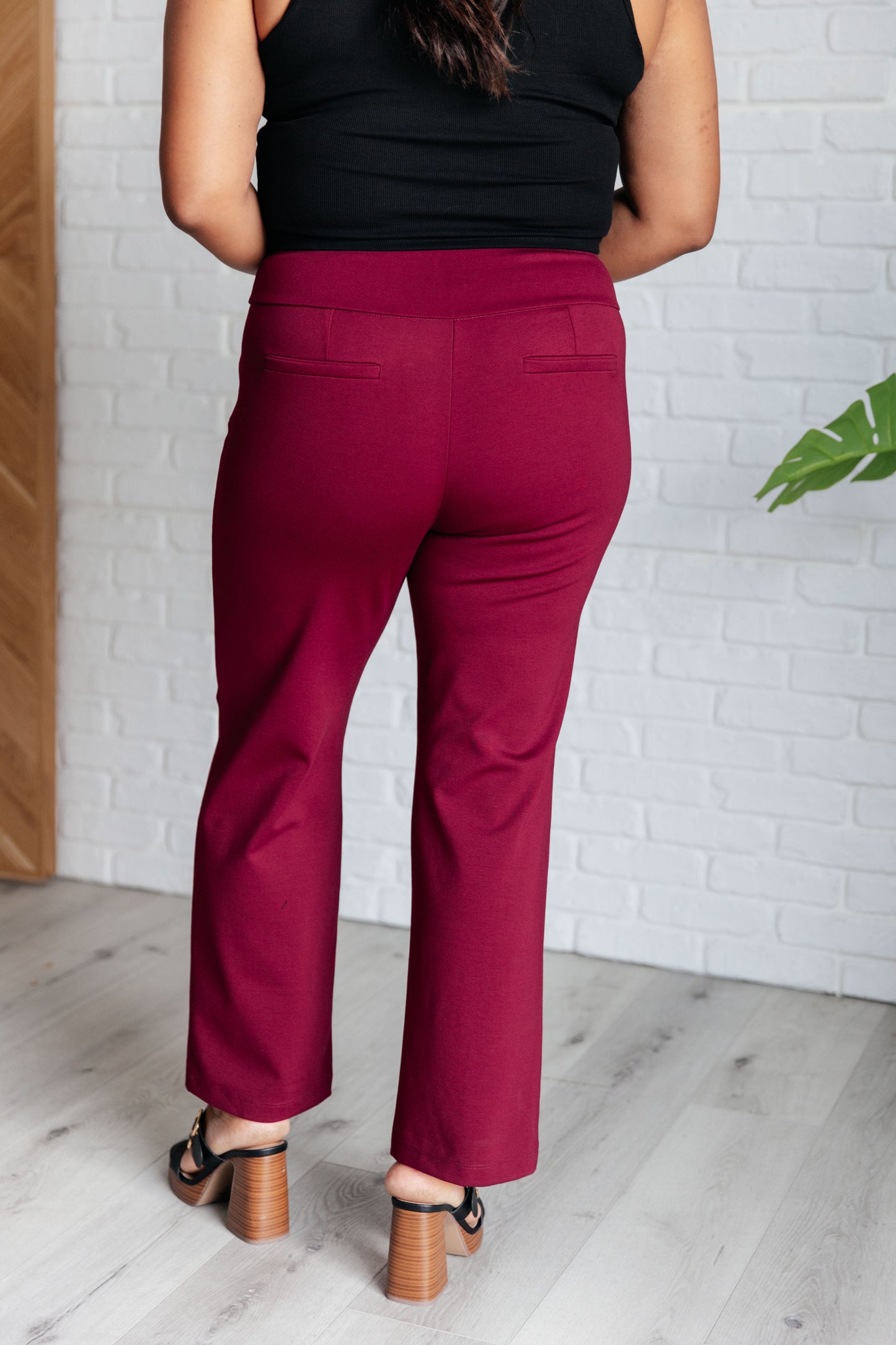 Dear Scarlett Magic Straight Pants in Wine