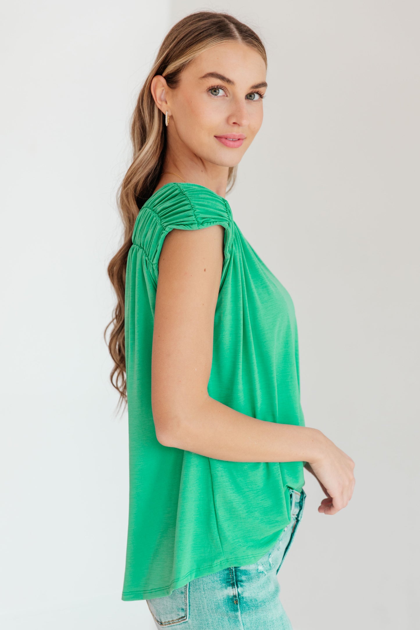 Dear Scarlett Ruched Cap Sleeve Top in Emerald