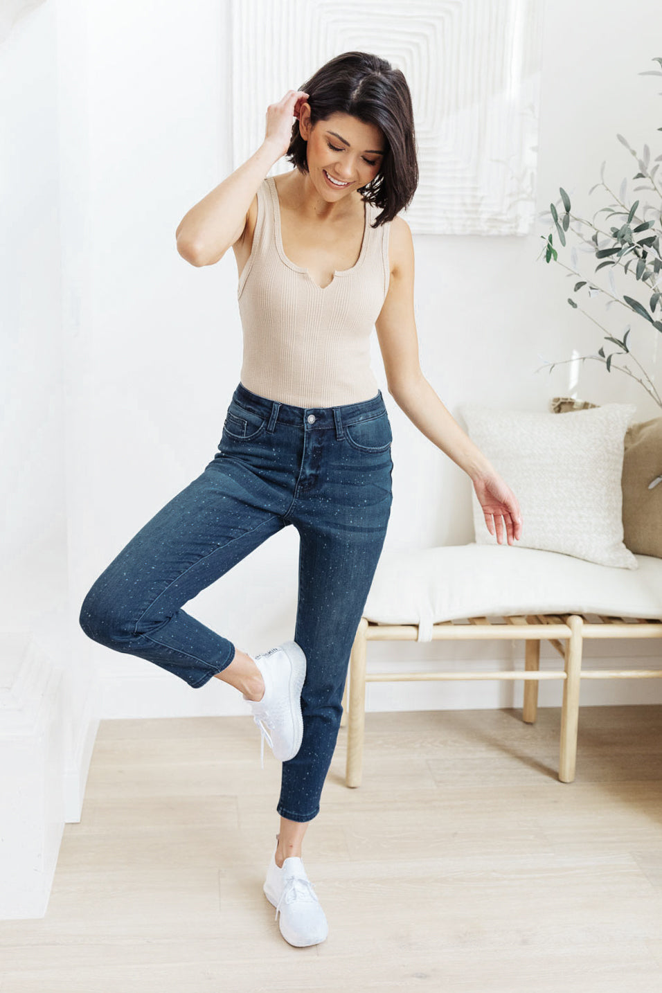 FINAL SALE- Mid-Rise Relaxed Fit Mineral Wash Jeans