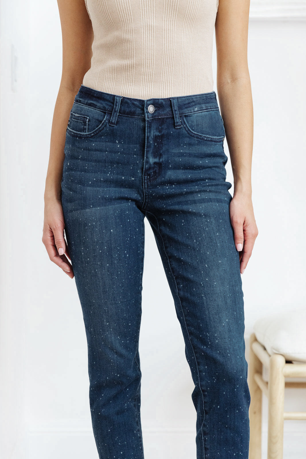 FINAL SALE- Mid-Rise Relaxed Fit Mineral Wash Jeans