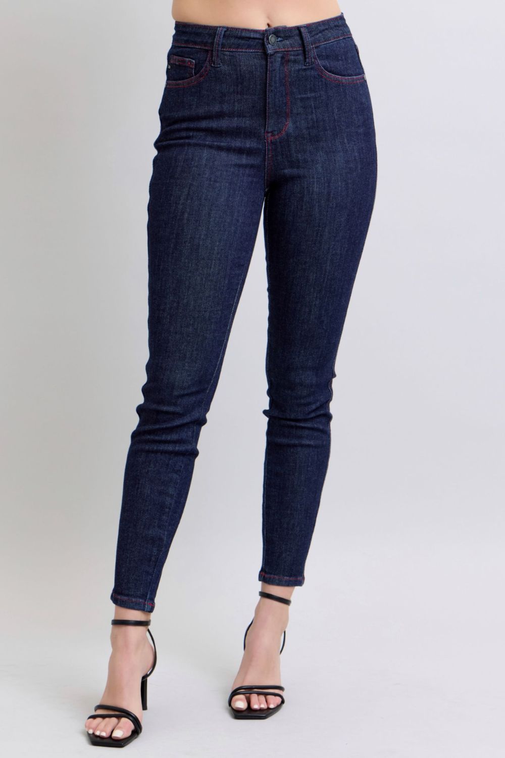 Judy Blue  Heart Shaped Back Pockets Skinny Jeans