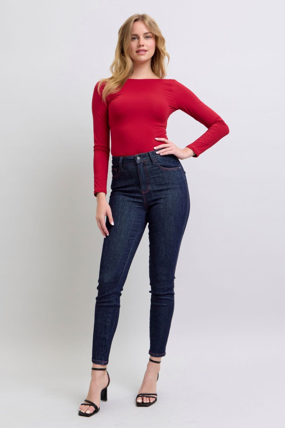 Judy Blue  Heart Shaped Back Pockets Skinny Jeans